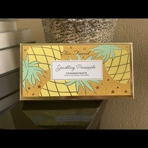 Too Faced Sparkling Pineapple Eyeshadow